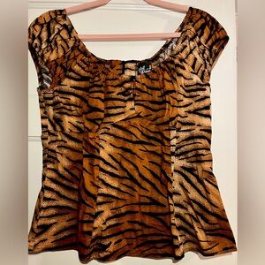 Hellbunny 2XL Tora Tiger print Zipup Top